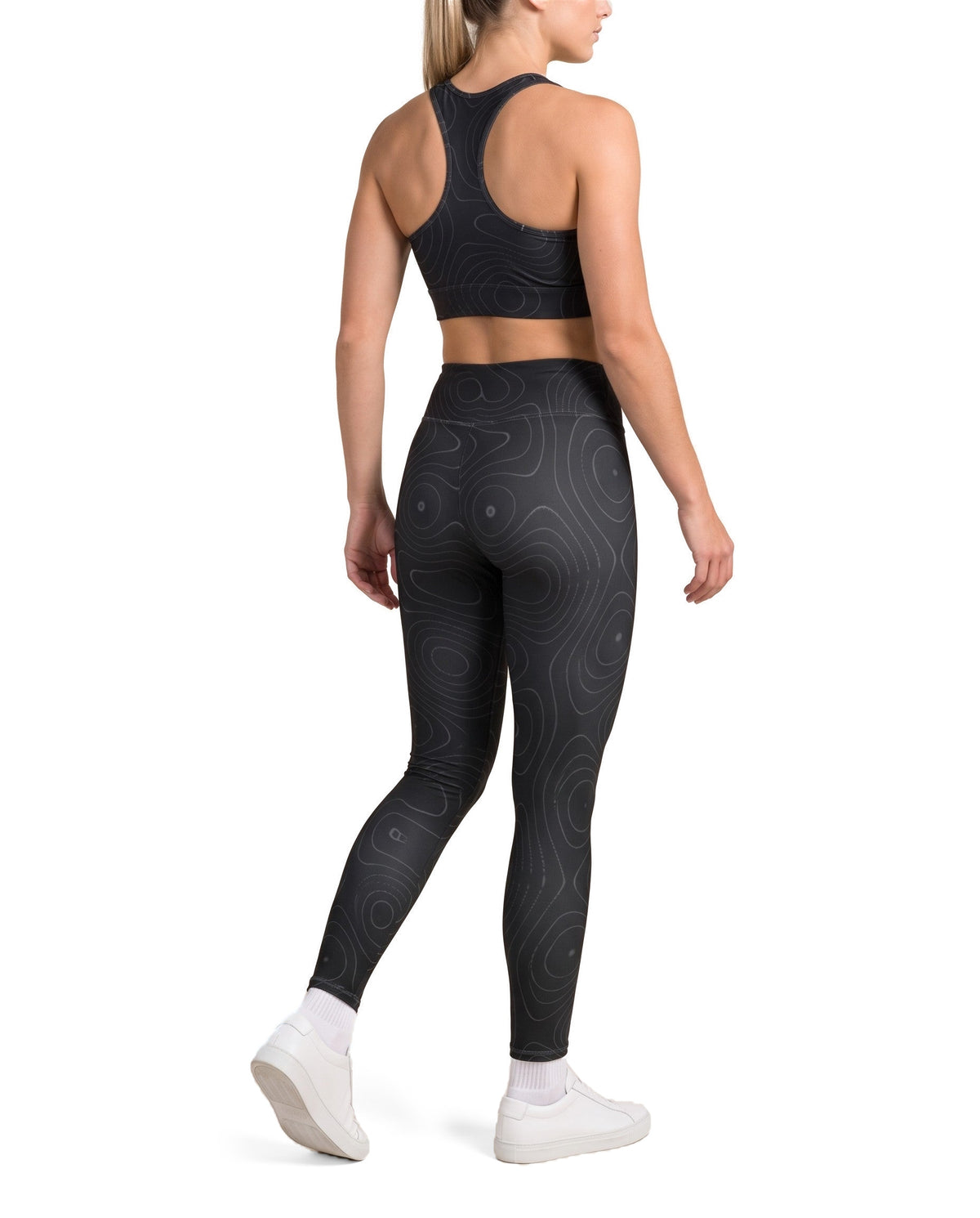 Sculpt Legging in Onyx, back